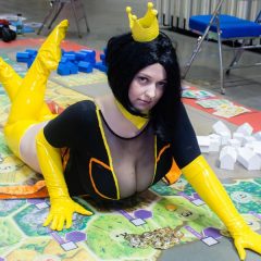 Amara Cosplays: Dr. Mrs. The Monarch Conquers more of Gencon [MODEL GALLERY]