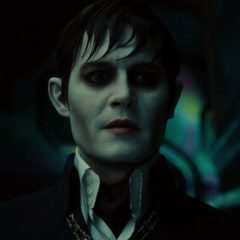 Scary Movie Night: Dark Shadows [DVD/BLU-RAY REVIEW]